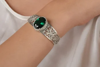 Aksa diamond bracelet